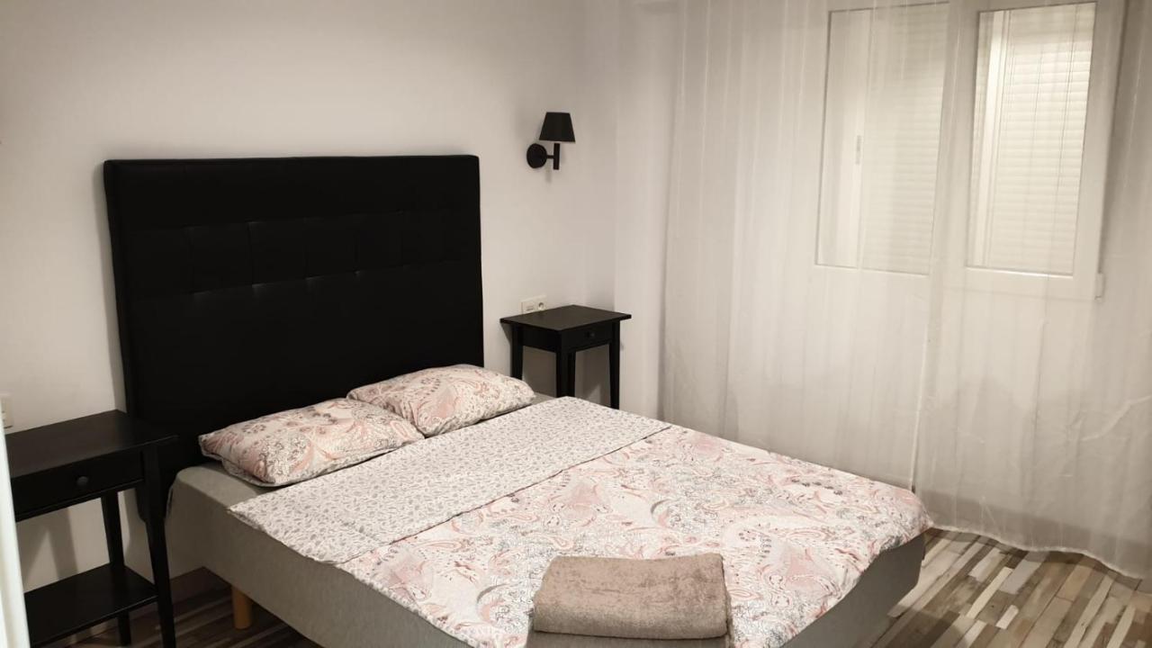 Apartamento Plaza Manila Alicante Eksteriør billede